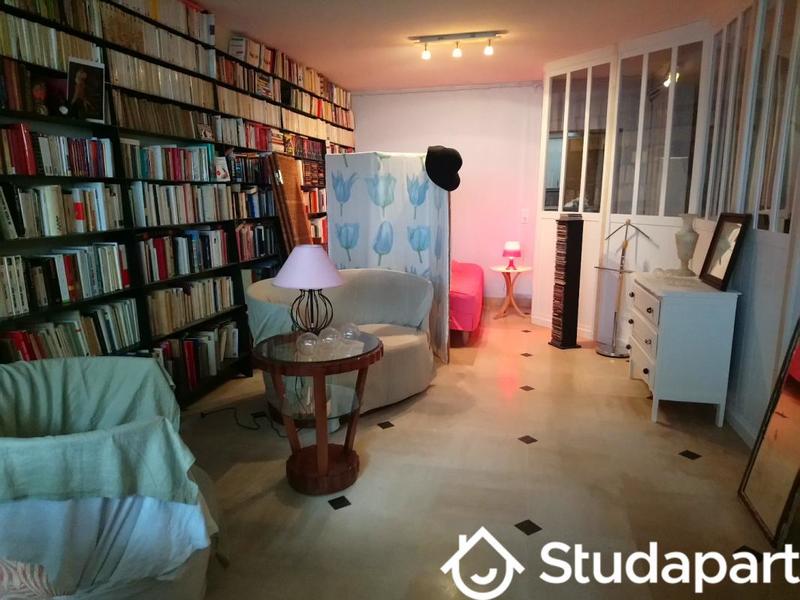 Chambre - 11 m² - 1 pièce