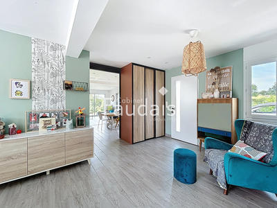 Maison - 121 m² - 6 pièces