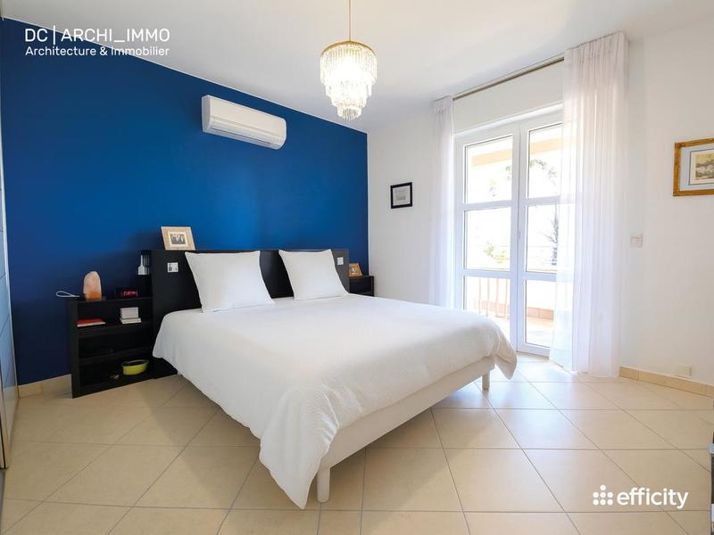 Appartement - 97 m² - 4 pièces