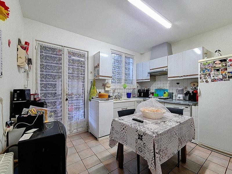 Maison - 84 m² - 5 pièces