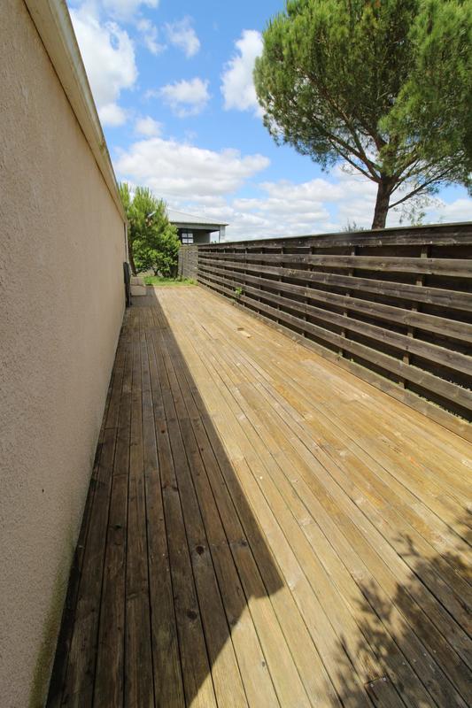 Maison - 235 m² - 8 pièces