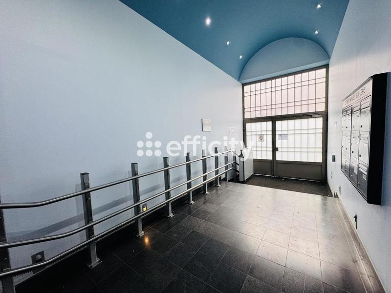 Bureau - 141 m² - 6 pièces