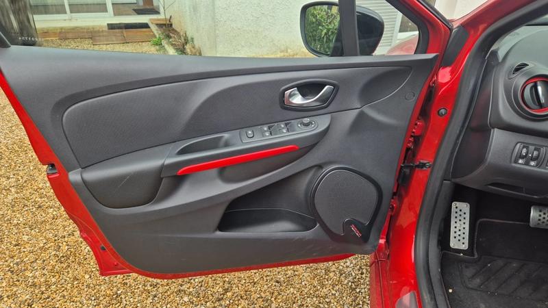 Renault Clio IV 1.6 Turbo 200 Edc6 Rs - Automatique