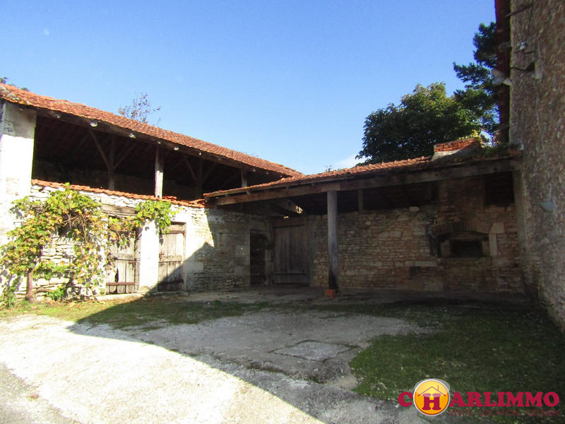 Maison traditionnelle - 83 m² - 3 pièces