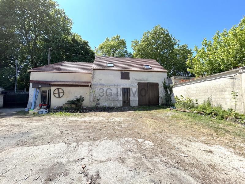 Villa - 130 m² - 8 pièces