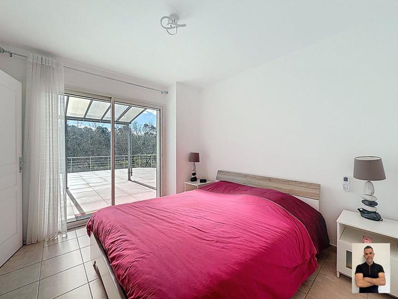 Maison - 185 m² - 5 pièces