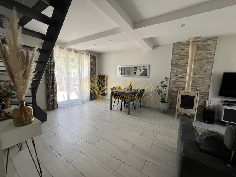 Pavillon - 92 m² - 5 pièces