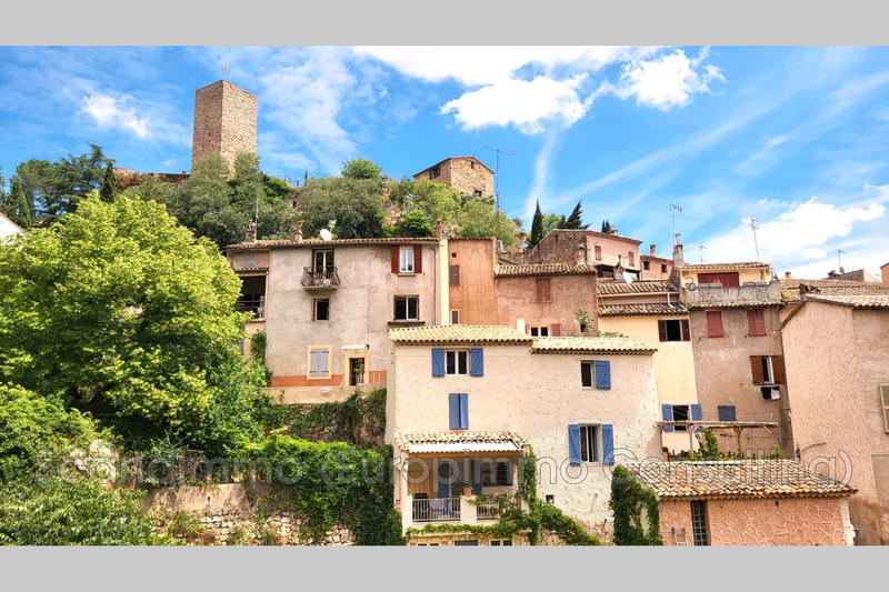 Maison de village - 90 m² - 5 pièces