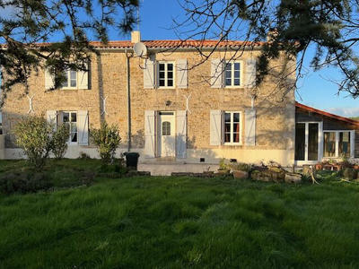 Maison - 131 m² - 4 pièces