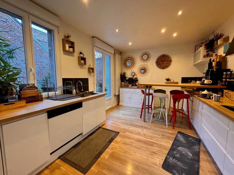 Maison bourgeoise - 270 m² - 7 pièces