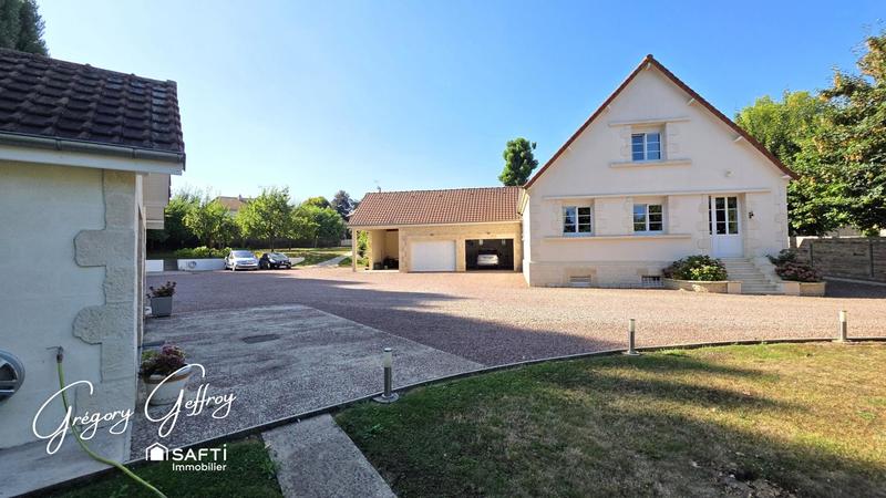 Maison - 199 m² - 5 pièces