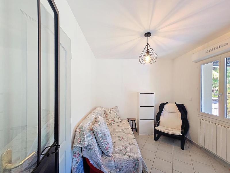 Maison - 81 m² - 5 pièces