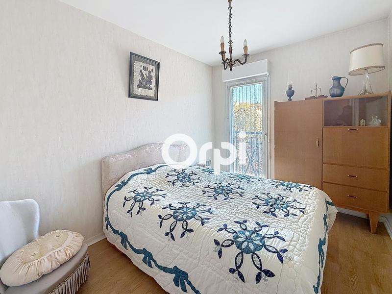 Appartement - 90 m² - 4 pièces