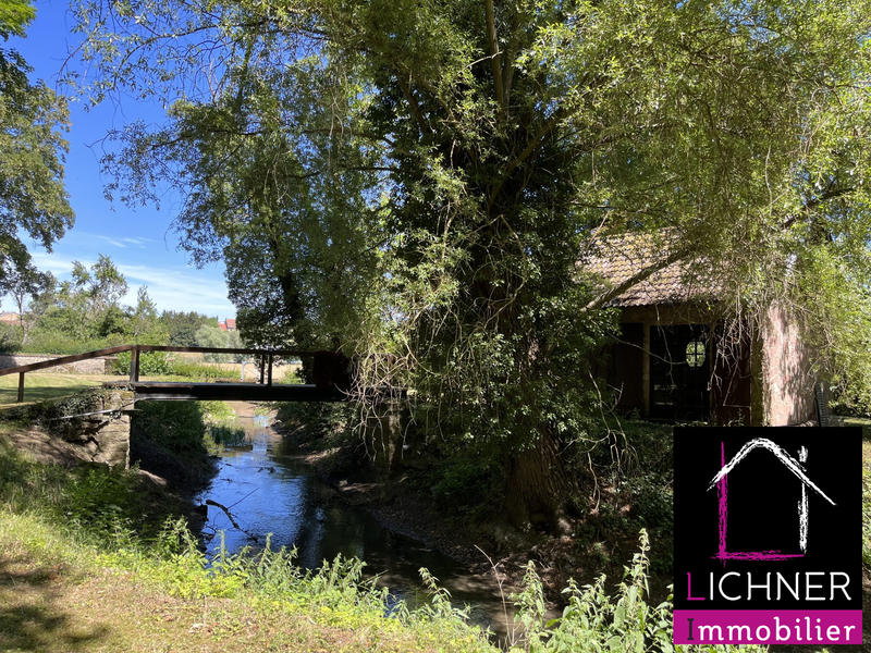 Maison - 373 m² - 10 pièces