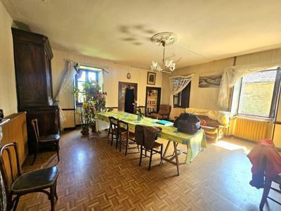 Corps de ferme - 238 m² - 8 pièces