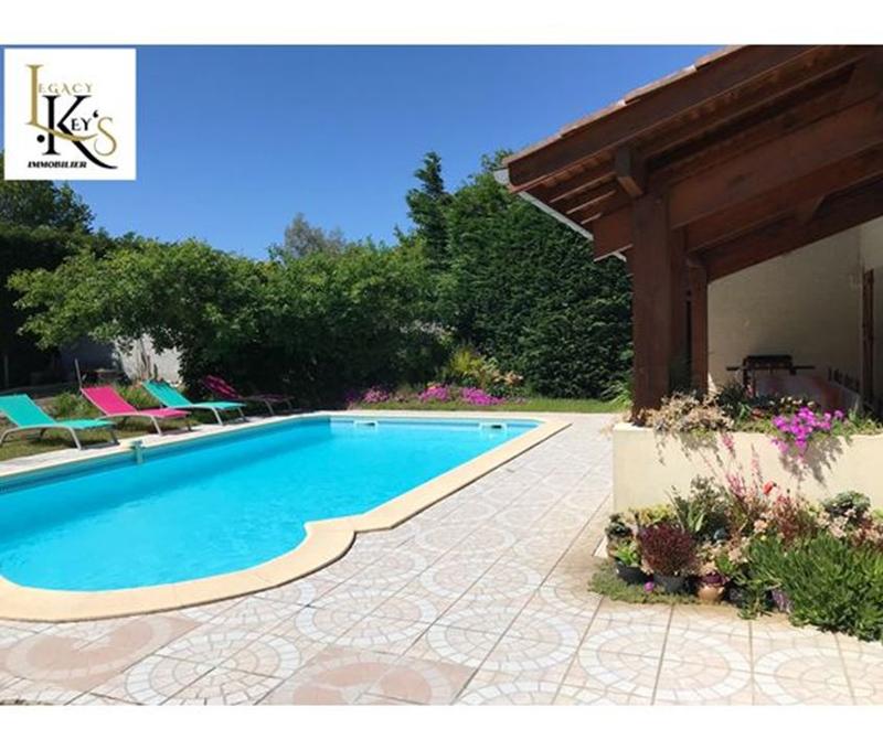 Maison traditionnelle - 166 m² - 5 pièces