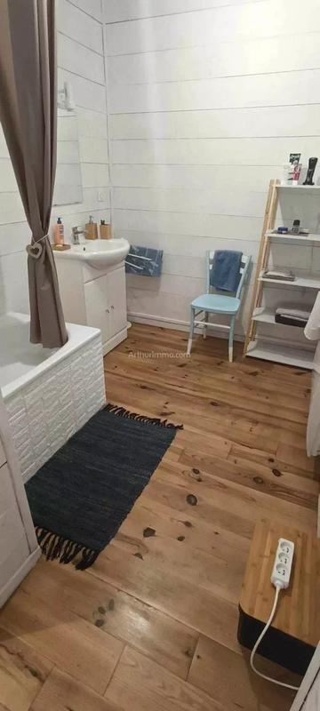 Immeuble - 211 m² - 9 pièces