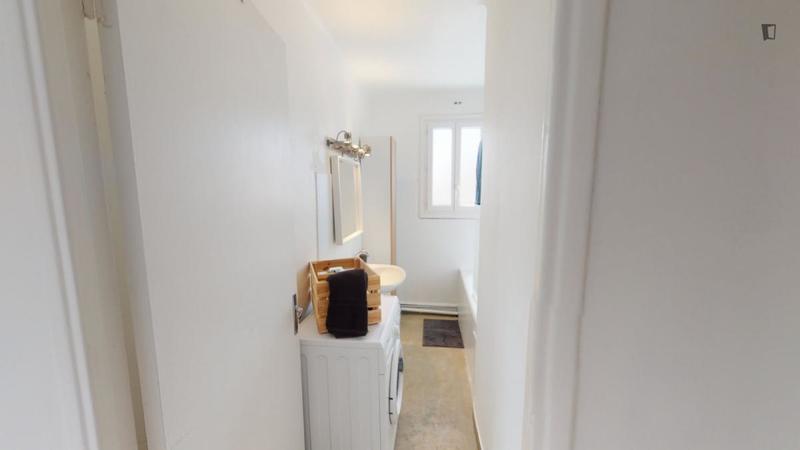 Chambre - 11 m² - 4 pièces