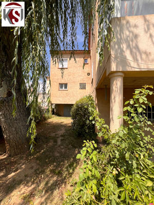 Maison - 214 m² - 8 pièces