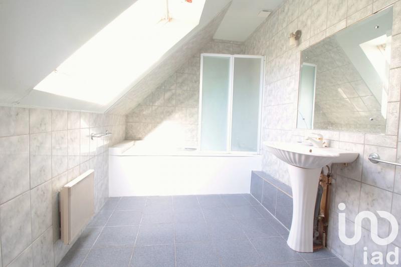 Maison - 135 m² - 6 pièces