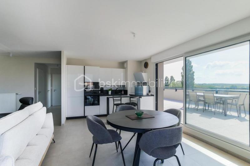 Appartement - 91 m² - 4 pièces