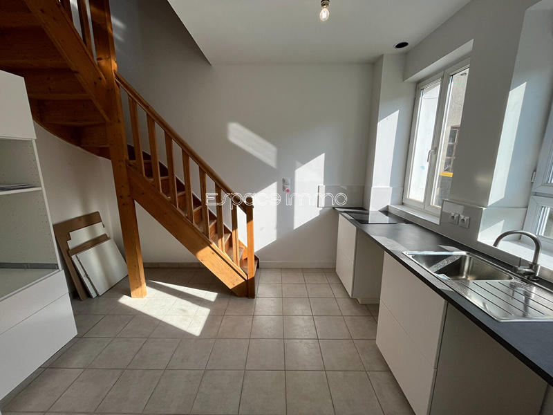 Maison - 115 m² - 8 pièces