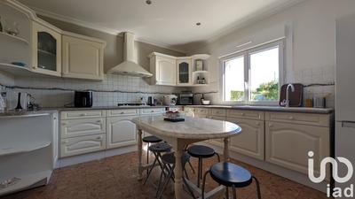 Maison - 122 m² - 4 pièces