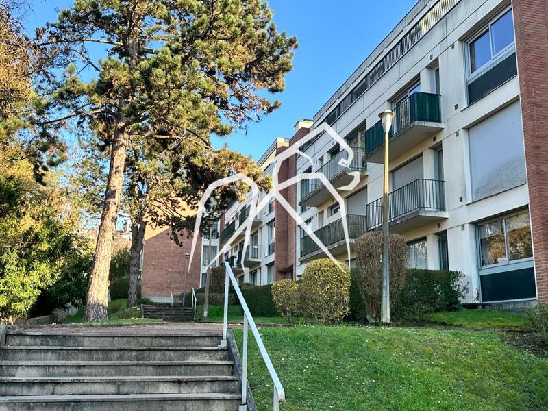 Appartement - 89 m² - 4 pièces