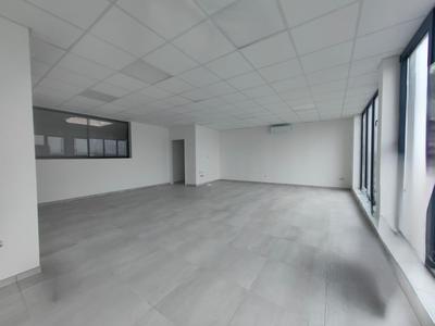 Entrepôt - 150 m²