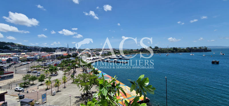 Appartement - 144 m² - 4 pièces