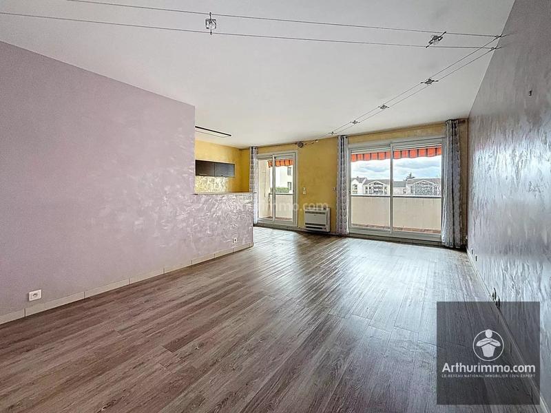 Appartement - 83 m² - 3 pièces