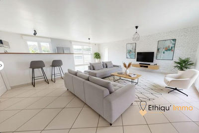 Maison - 100 m² - 5 pièces