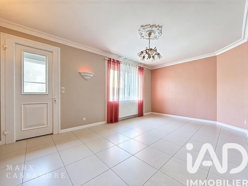 Maison - 93 m² - 5 pièces