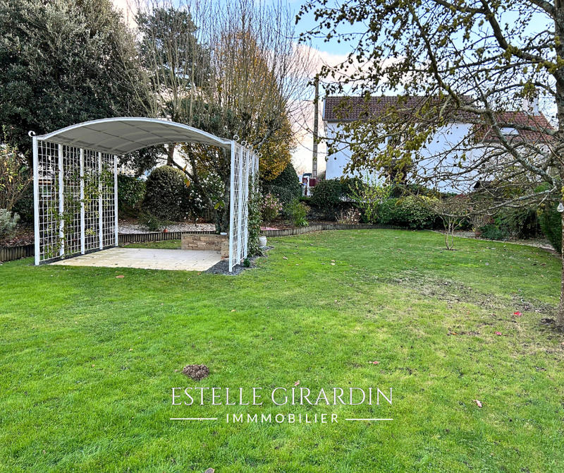 Maison - 115 m² - 6 pièces