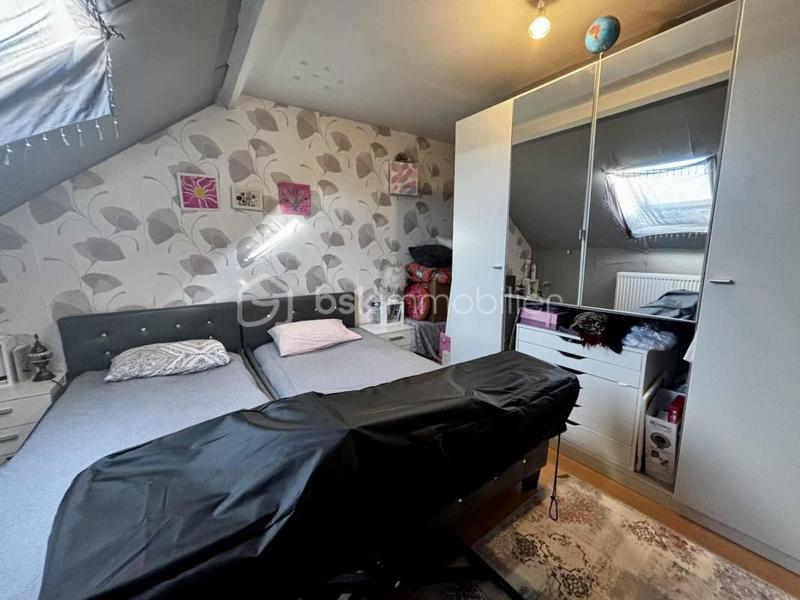 Maison - 85 m² - 4 pièces