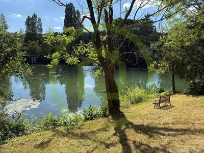 Maison - 169 m² - 6 pièces