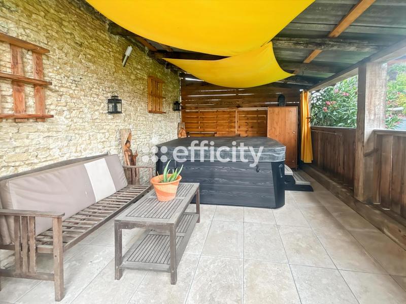 Maison - 192 m² - 6 pièces