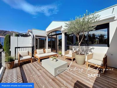 Maison - 217 m² - 6 pièces