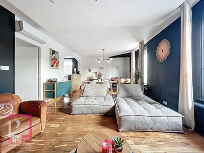 Appartement - 95 m² - 4 pièces