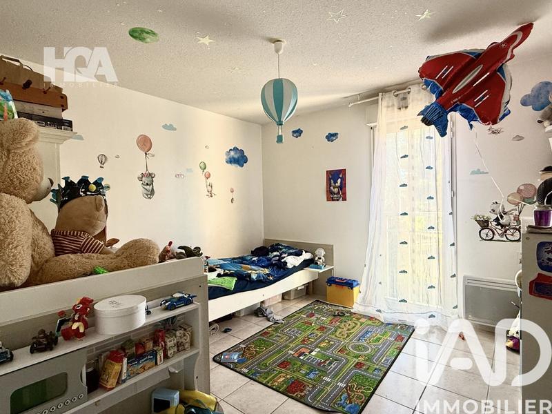 Appartement - 85 m² - 4 pièces