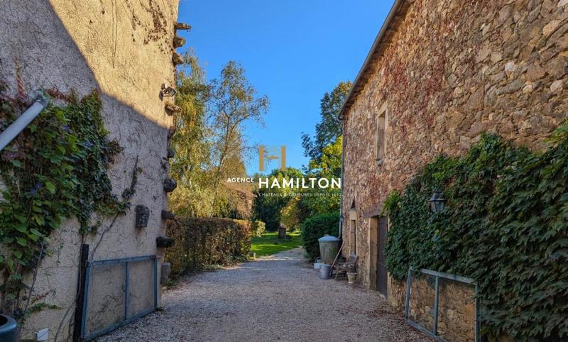 Maison - 144 m² - 6 pièces