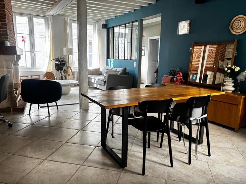 Maison - 121 m² - 5 pièces