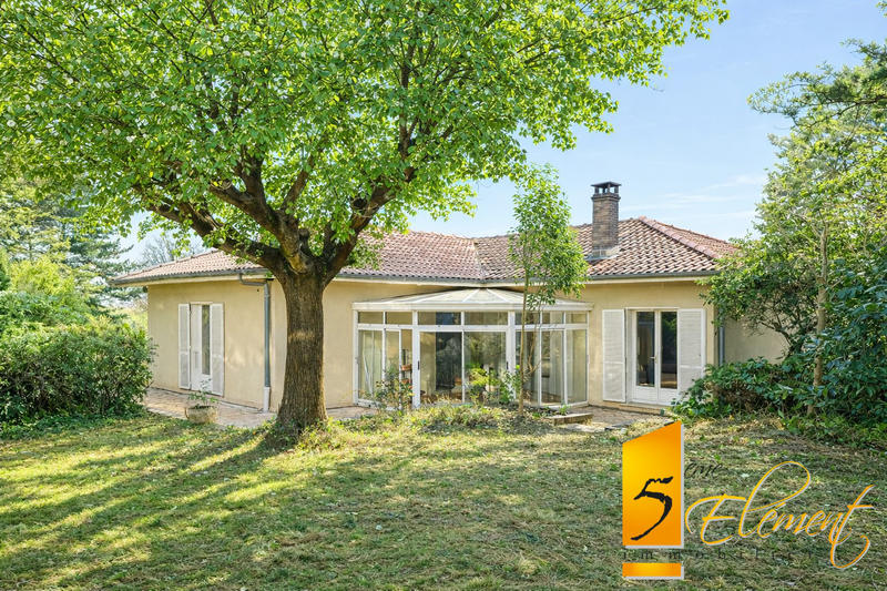 Maison traditionnelle - 127 m² - 4 pièces