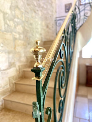 Maison - 300 m² - 10 pièces