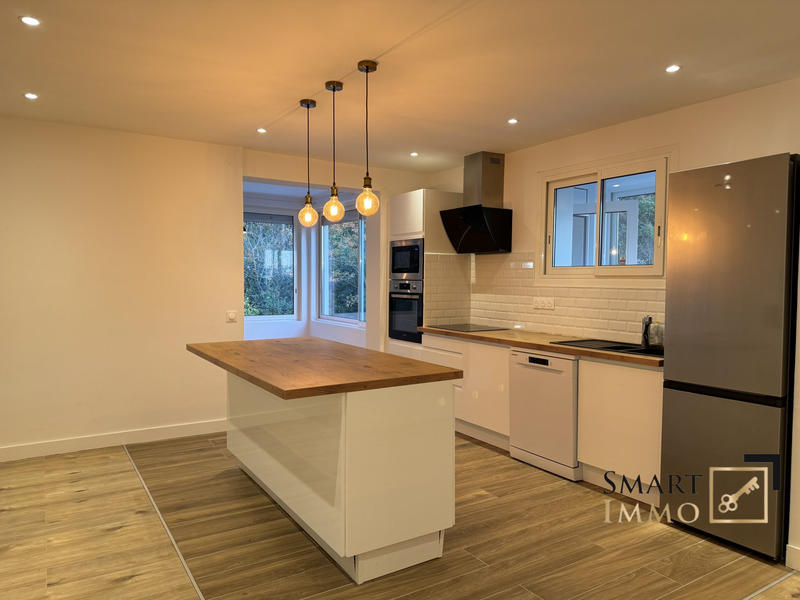 Maison - 120 m² - 6 pièces