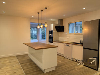 Maison - 120 m² - 6 pièces