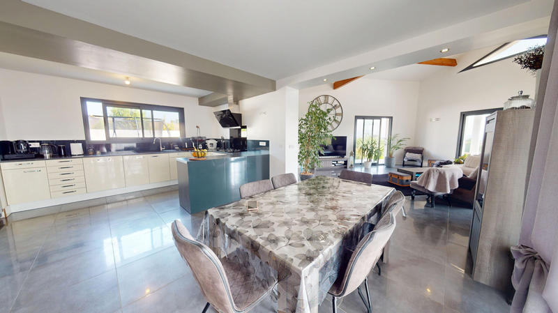 Maison - 154 m² - 6 pièces