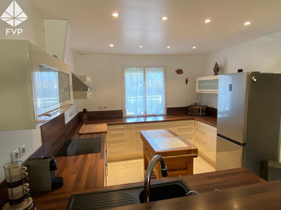 Maison - 125 m² - 6 pièces