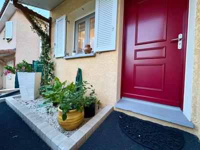 Maison - 86 m² - 4 pièces