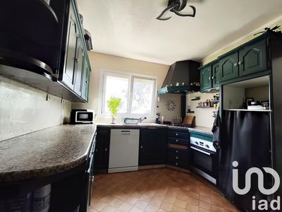 Maison - 237 m² - 10 pièces